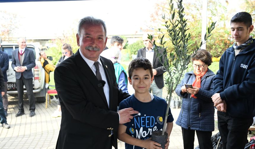 Salihli'de 300 kilo atık pil toplandı