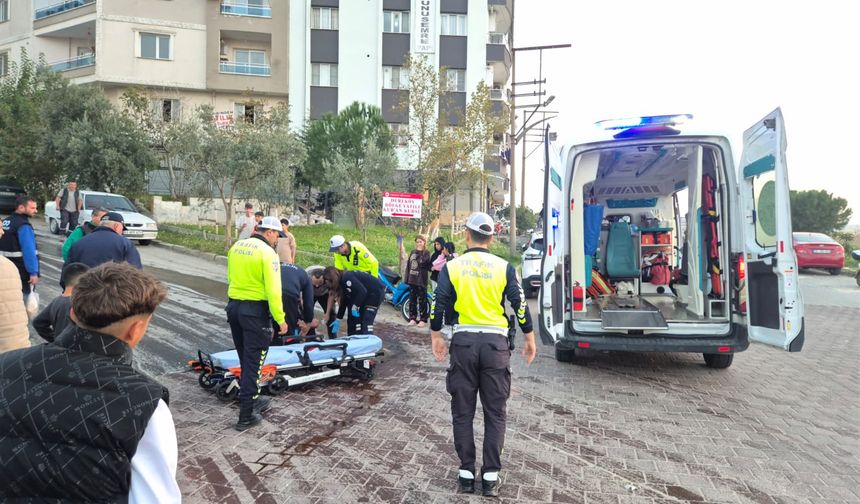 Zeytinyağı dökülen yolda bir motosiklet devrildi!