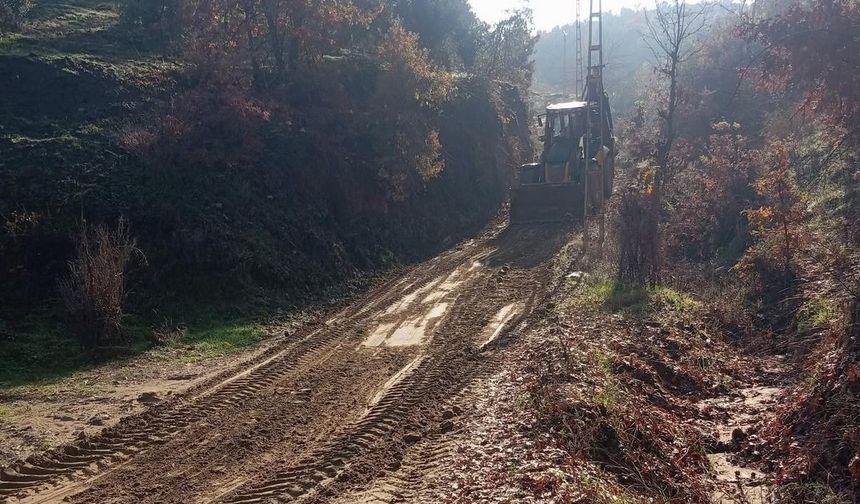 Sarıgöl'de ova yolları yenileniyor