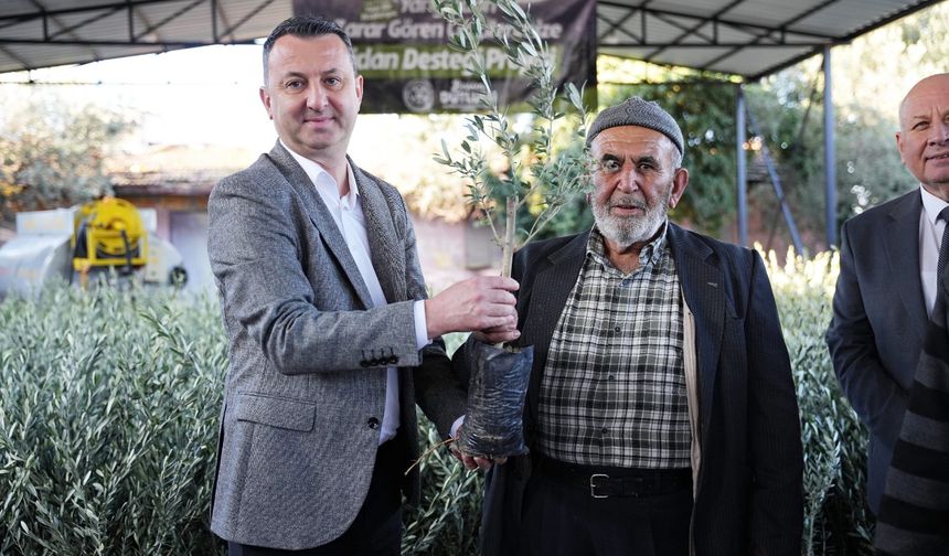 Büyükşehir’den doğal afet mağduru üreticilere fidan desteği