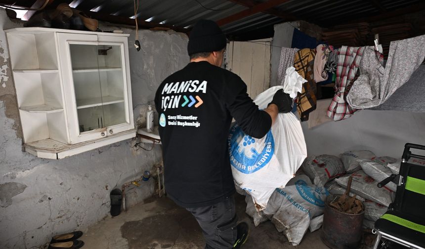 Manisa Büyükşehir’den ihtiyaç sahiplerine destek