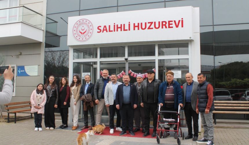 Alaşehir ADD’den Salihli Huzurevi’ne bayram ziyareti
