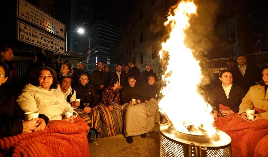 Başkan Cemil Tugay, Meslek Fabrikası'nda sabahladı