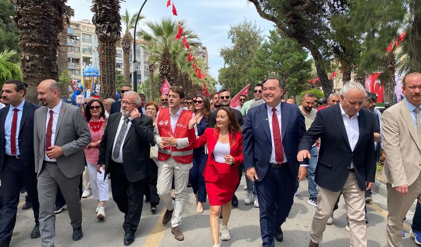 CHP Manisa'dan coşkulu 19 Mayıs kutlaması