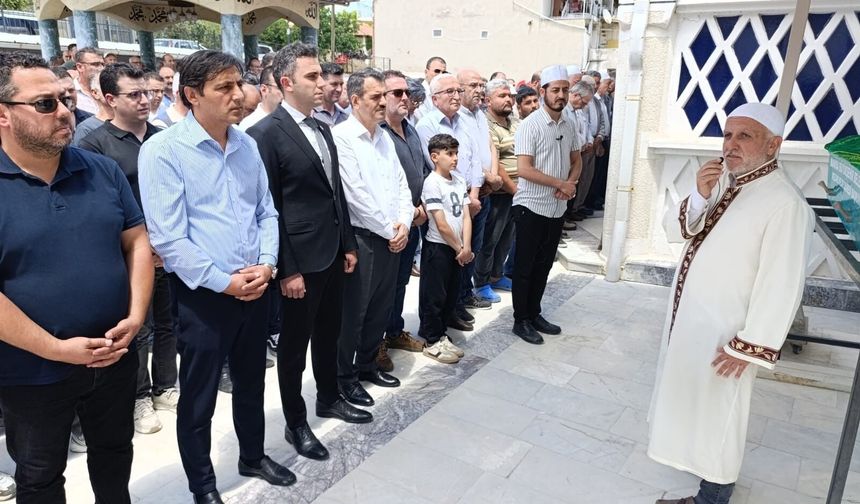 Denizli'deki otobüs faciasında hayatını kaybeden Manisalı şoför son yolculuğuna uğurlandı