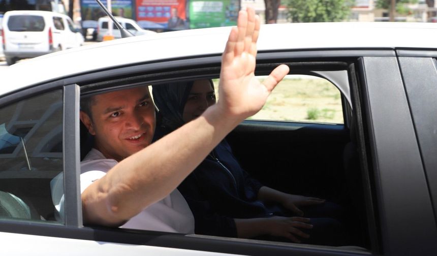 Saruhanlılar kaymakam Murat Acar'a veda etti