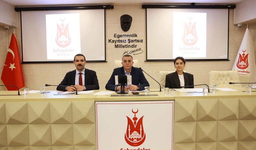 Şehzadeler Belediye Meclisi'nde 33 madde karara bağlandı