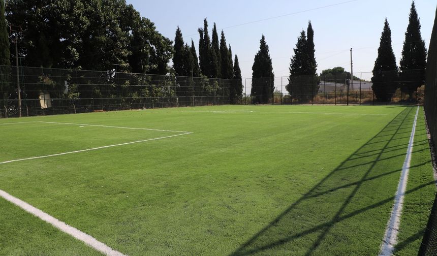 Turgutlu'ya yeni halı saha yapılıyor