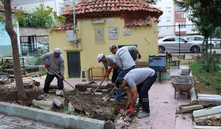 Şeyh Ahmet Dede Türbesi’nin kaldırımı yenilendi