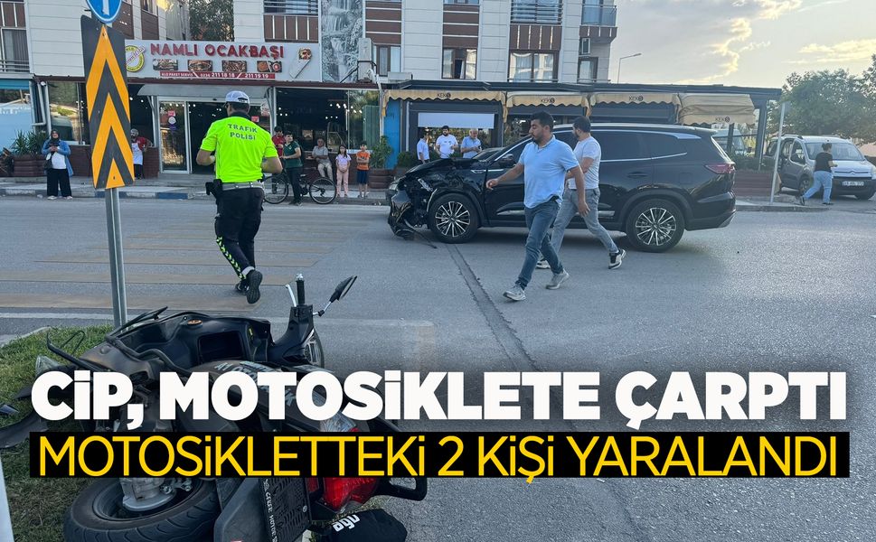 Manisa'da ciple motosiklet çarpıştı: 2 yaralı