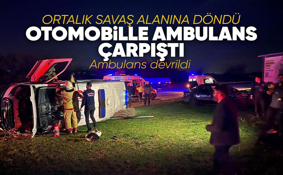 Manisa'da ambulans devrildi: 5 kişi yaralandı