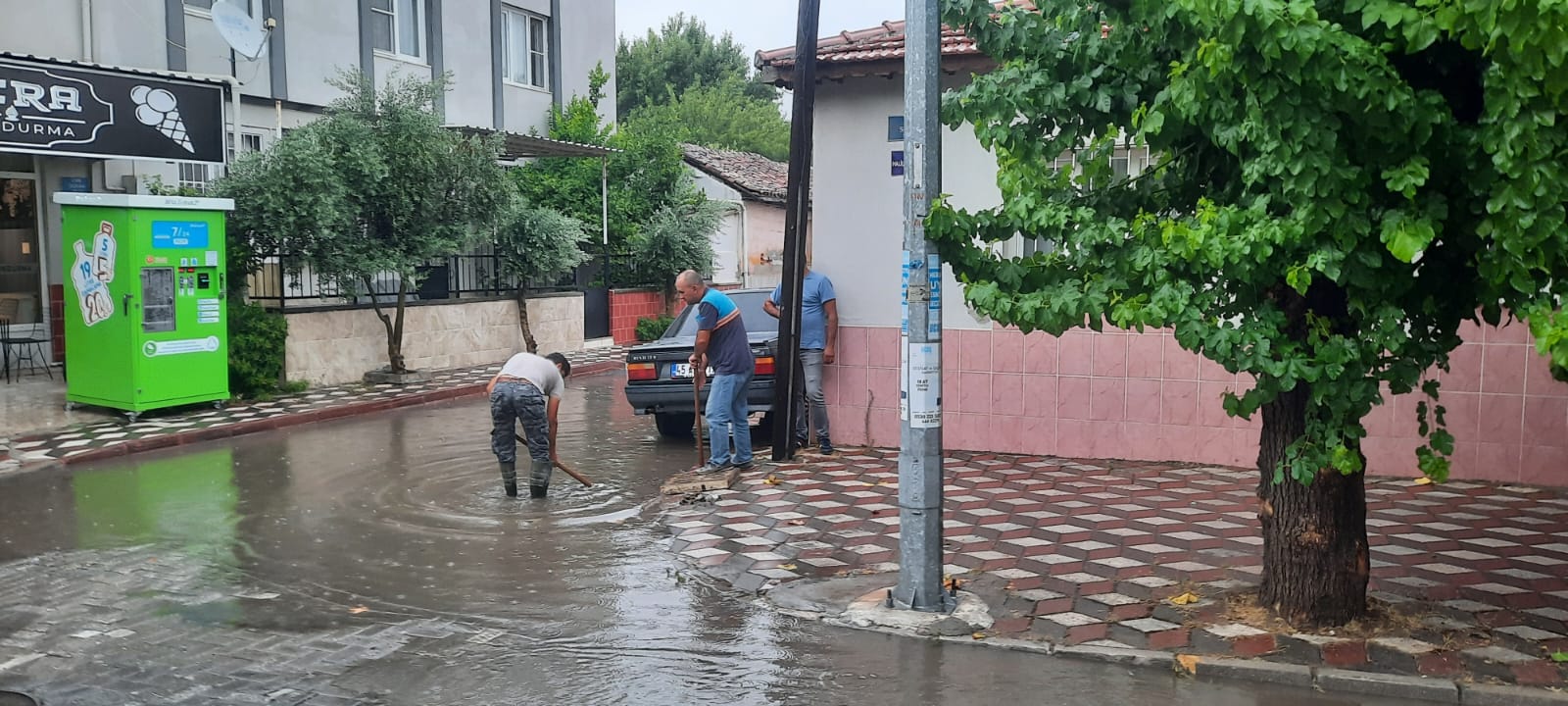 Maski̇'den Şiddetli Yağışa Hızlı Müdahale (3)