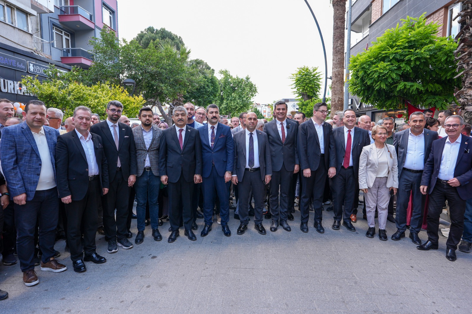 Akhisar’da Çağlak Festivali Coşkusu (2)