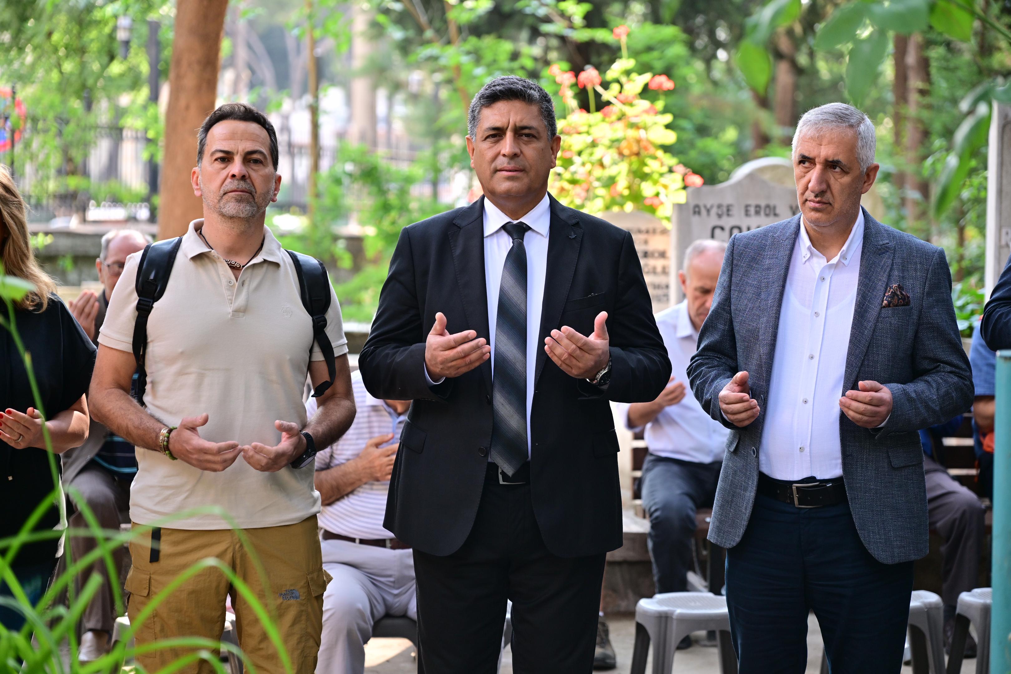 Manisa Tarzanı Ahmet Bedevi Mezarı Başında Anıldı (3)