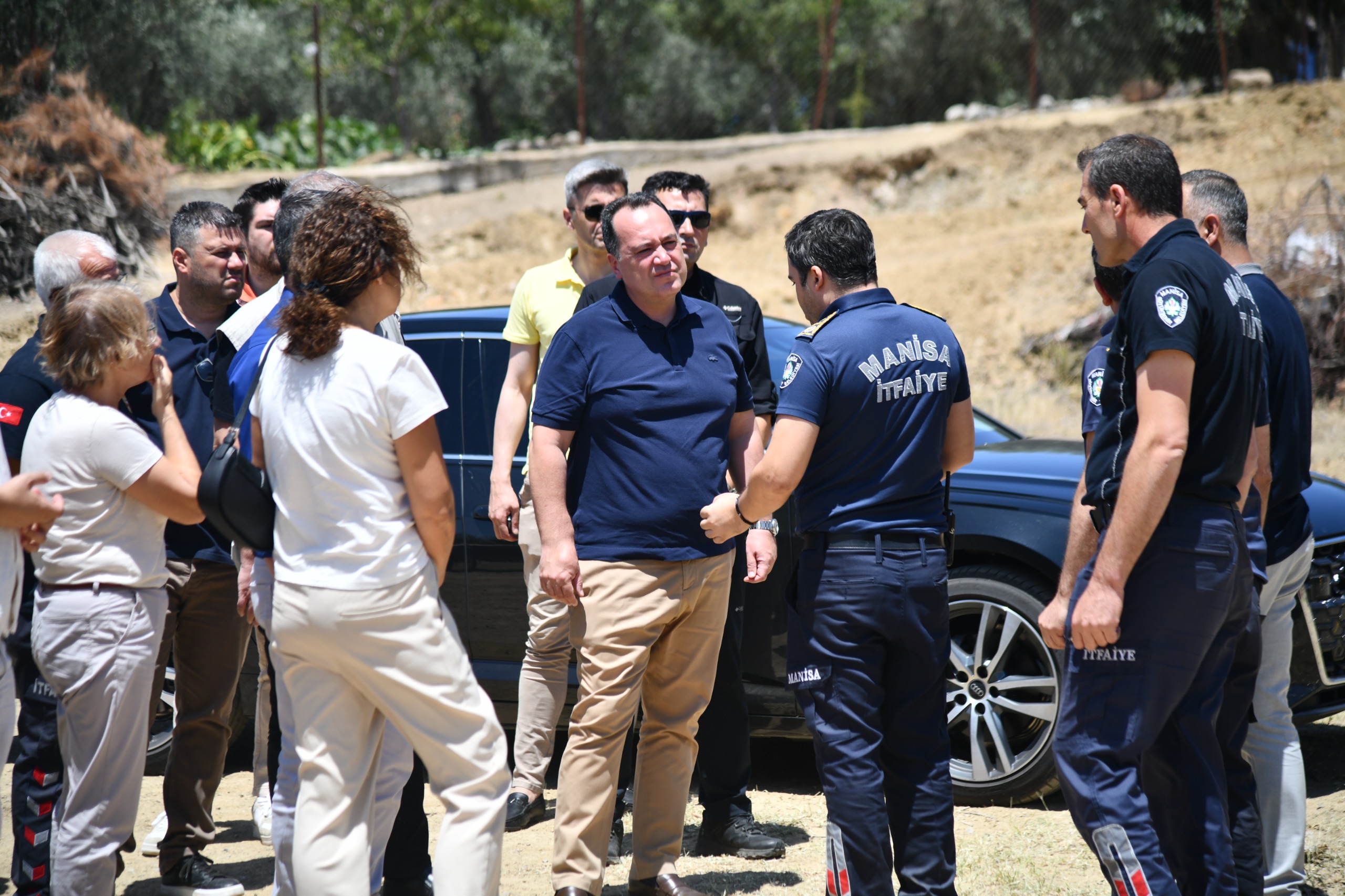 Başkan Dutlulu, Akhisar’daki Yangın Bölgesinde İncelemelerde Bulundu (5)