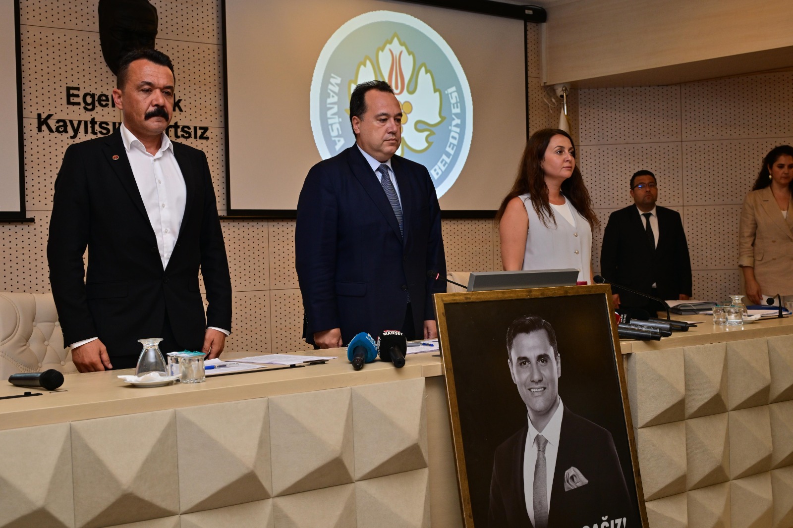 Başkan Dutlulu Ile İlk Meclis Ferdi Zeyrek’i Anarak Başladı (3)