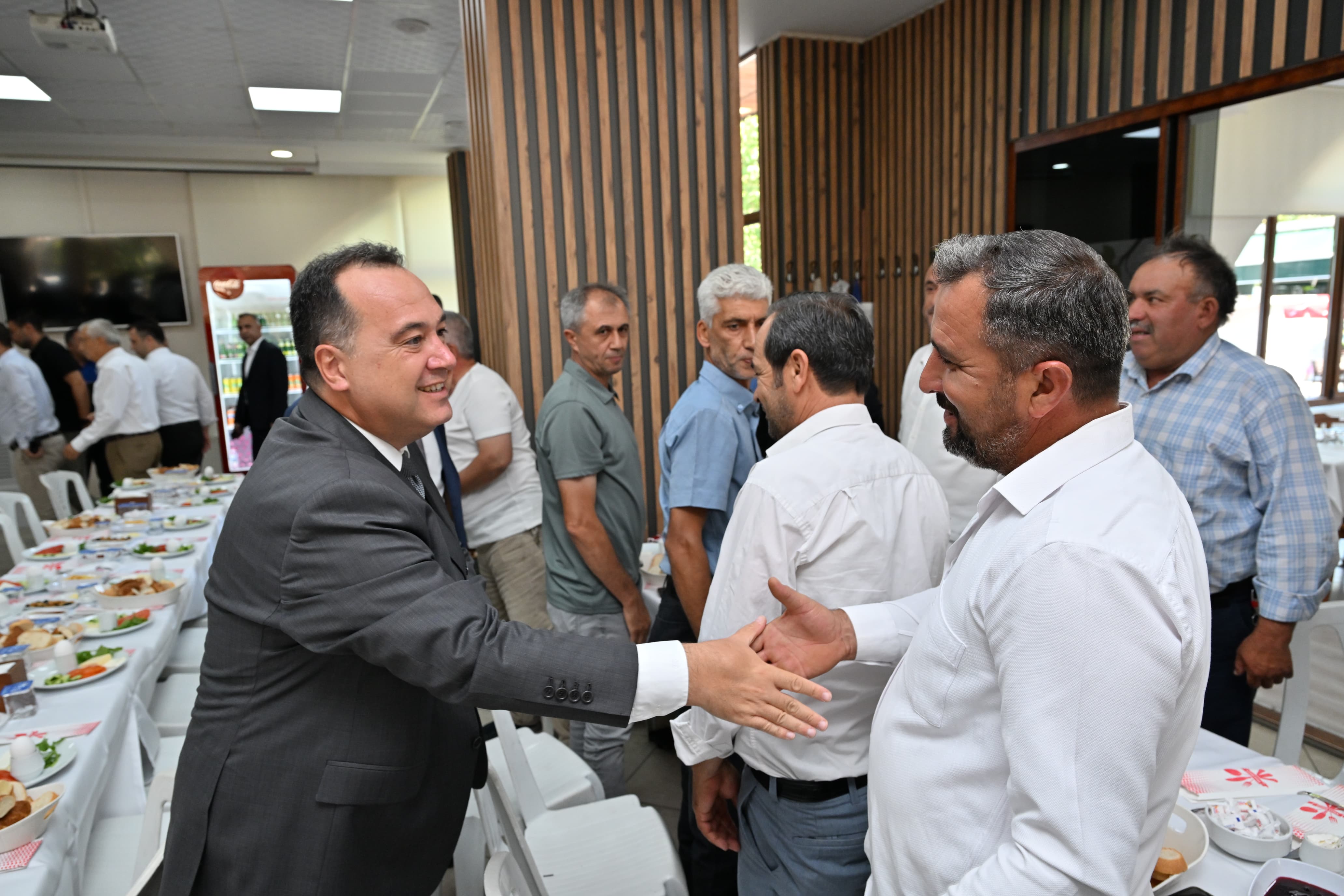 Başkan Dutlulu, Turgutlu’da Muhtarların Isteklerini Dinledi (2)