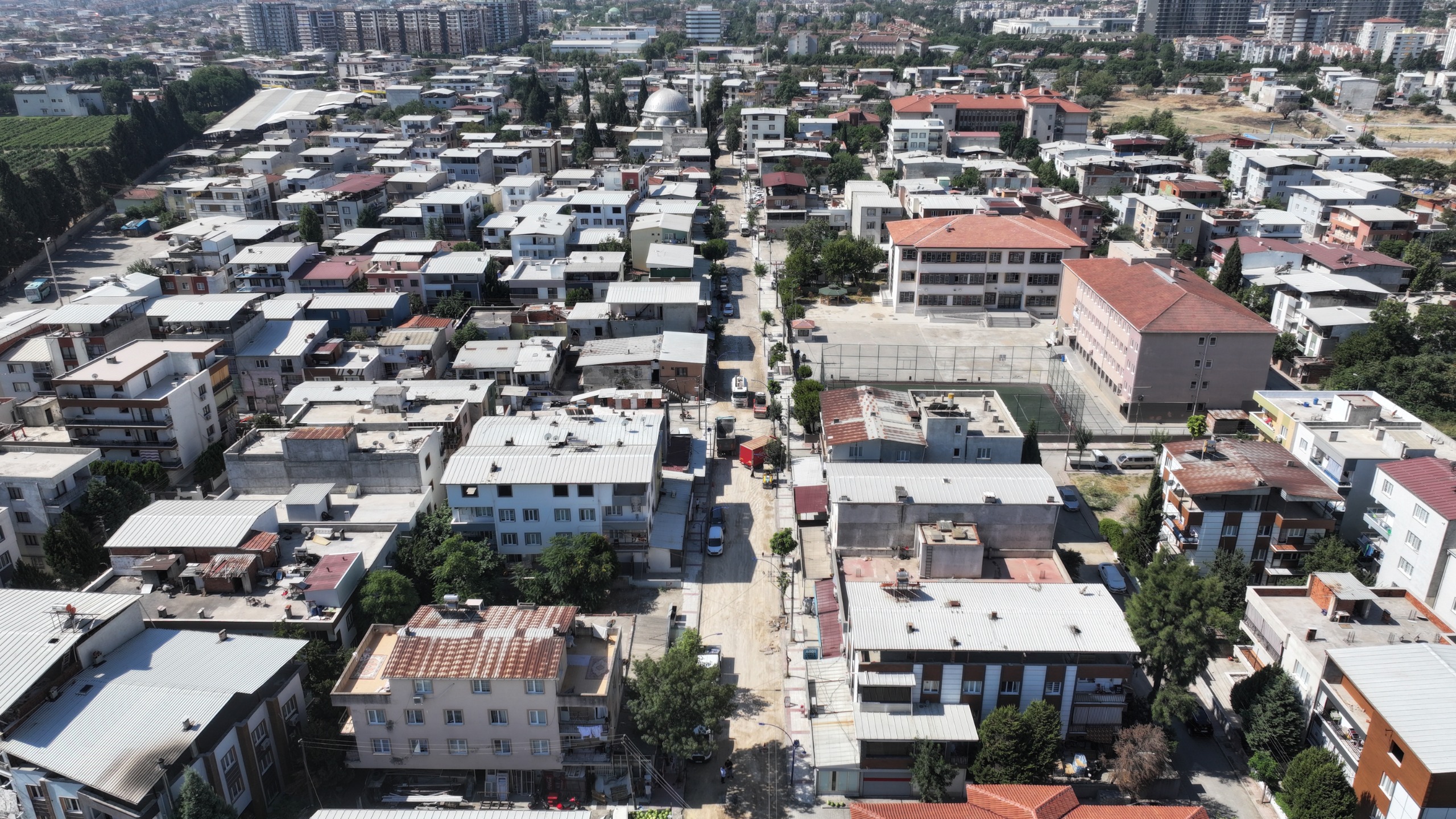 Büyükşehir Altyapısı Tamamlanan Mahallelerde Asfalt Çalışmalarını Sürdürüyor (8)