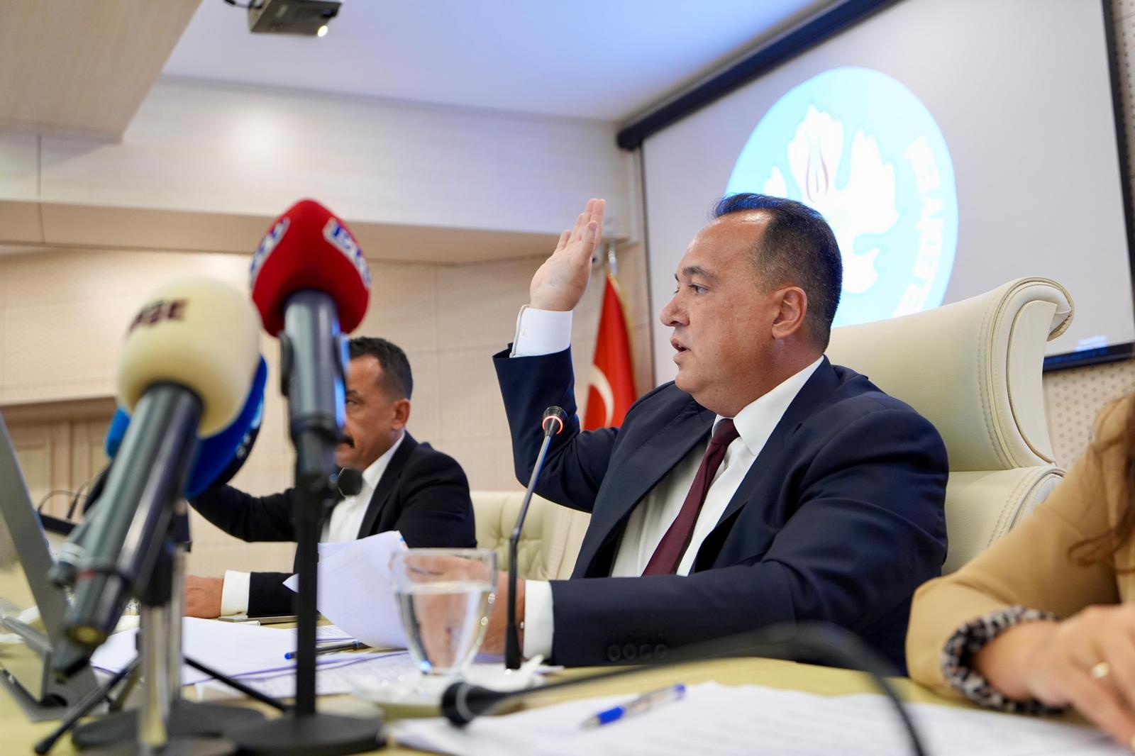 Büyükşehir Meclisi Ağustos Ayı Olağan Toplantısını Gerçekleştirdi (6)