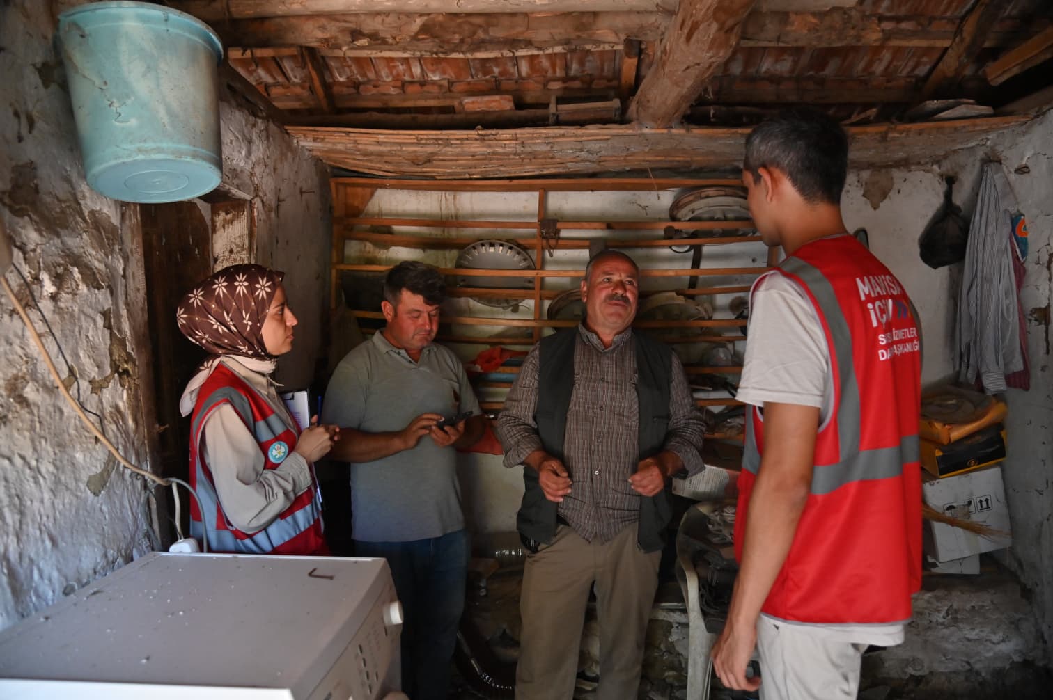 Büyükşehirden Deprem Mağdurlarına Yardım Eli (3)