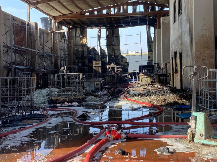 Aw575663 03 1762612290