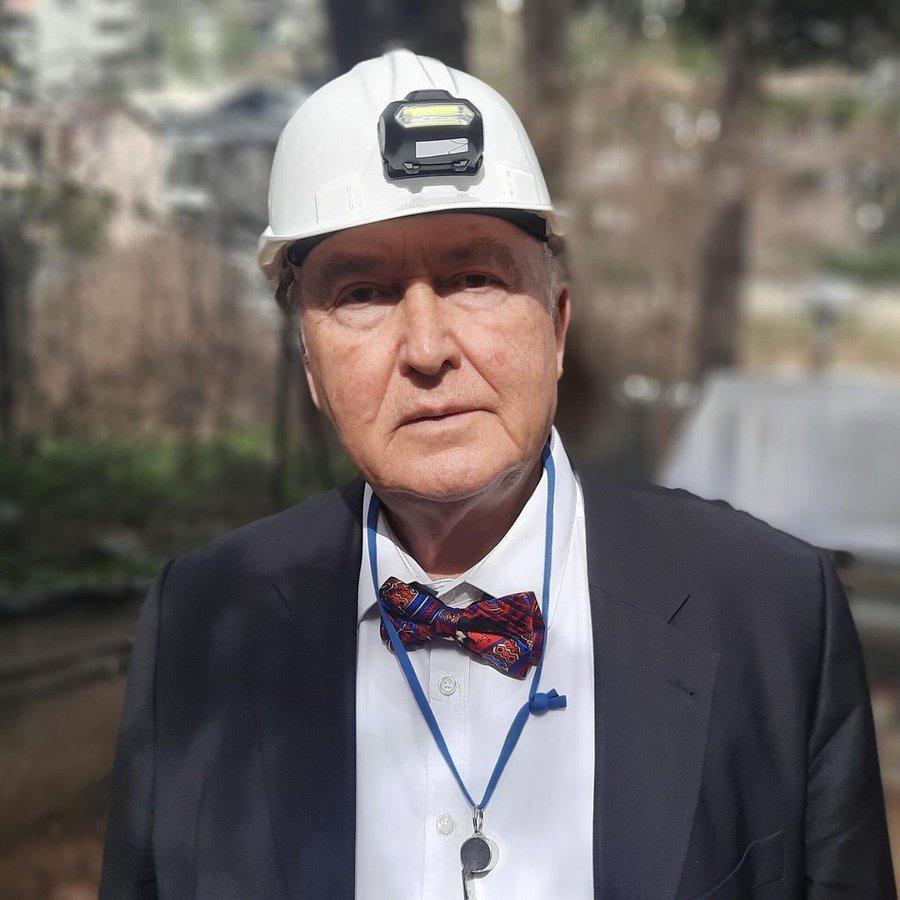 G5N Ym Y Xc A A06F F