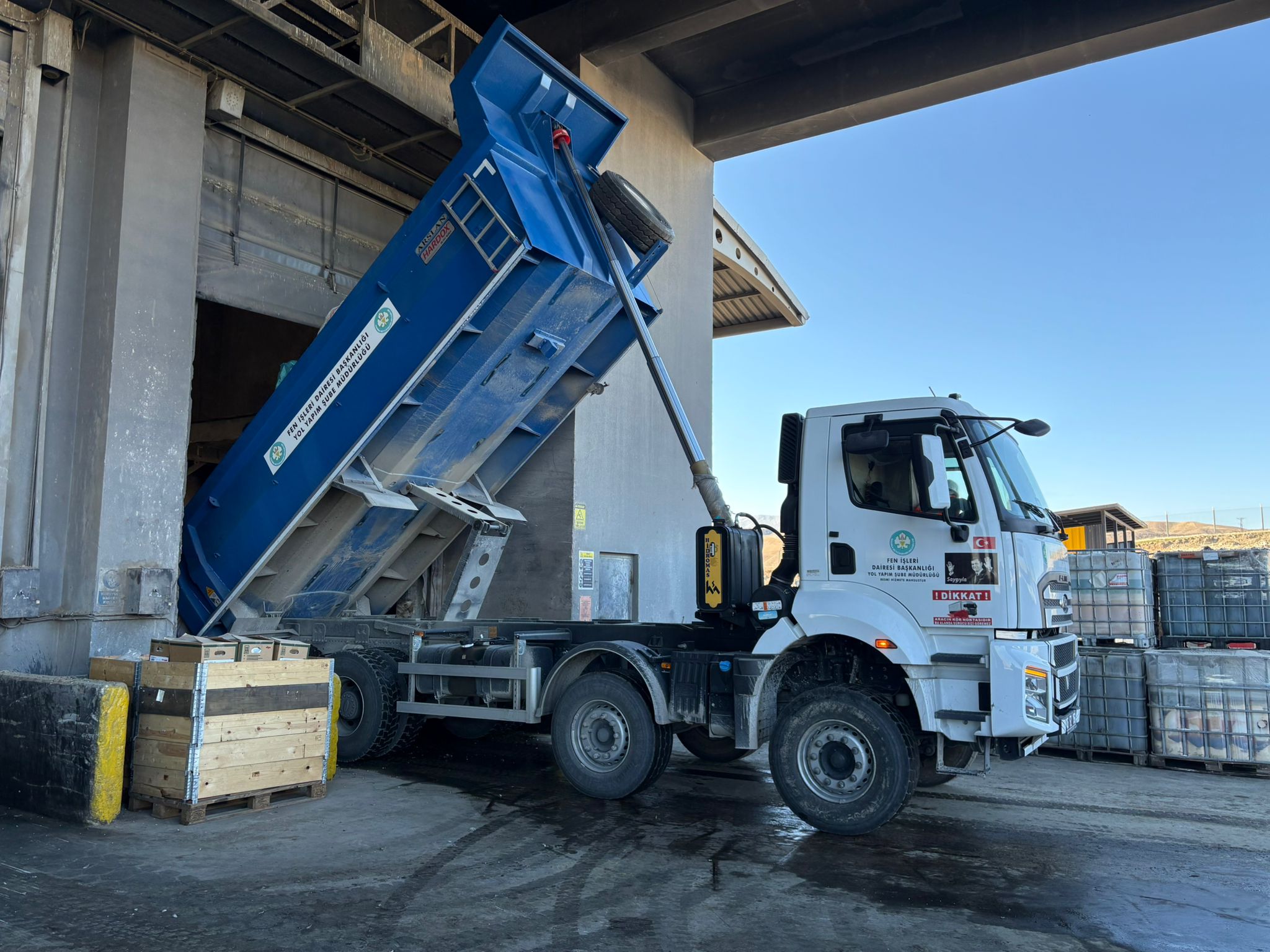 Manisa’da 15 Ton Atık İlaç Doğaya Karışmadan İmha Edildi (7)