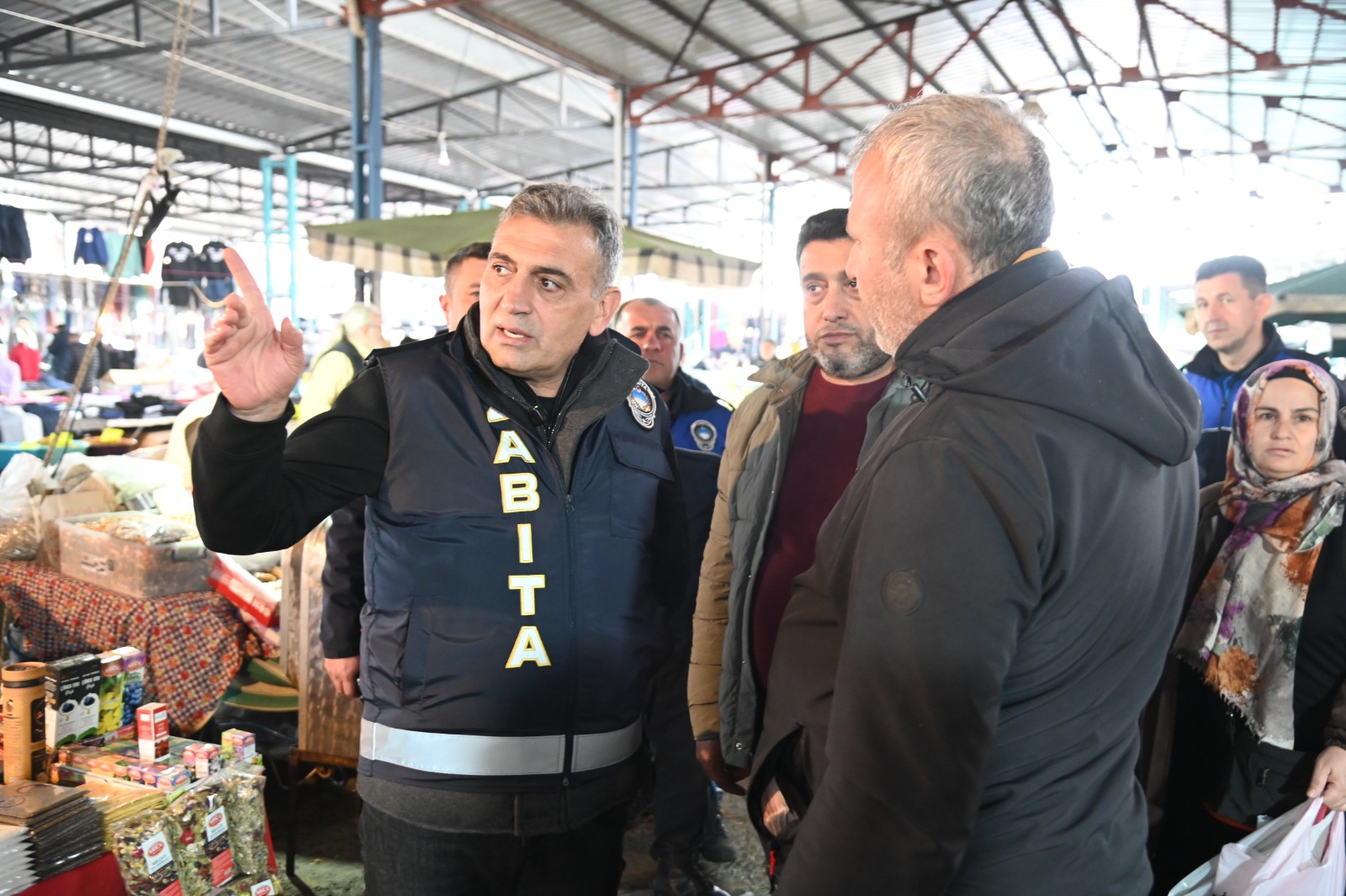 Perşembe Pazarı’nda ‘Hoş Geldin Masası’ Hizmete Girdi (11)