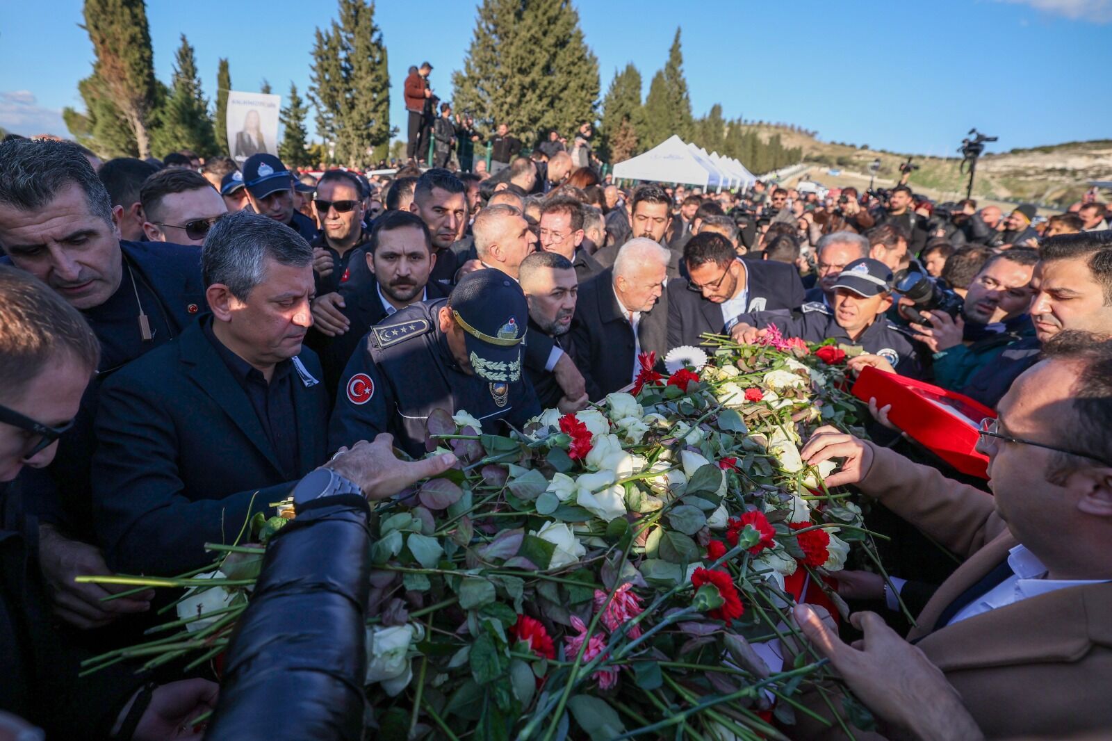 Whatsapp Image 2025 12 15 At 17.58.35 (4)