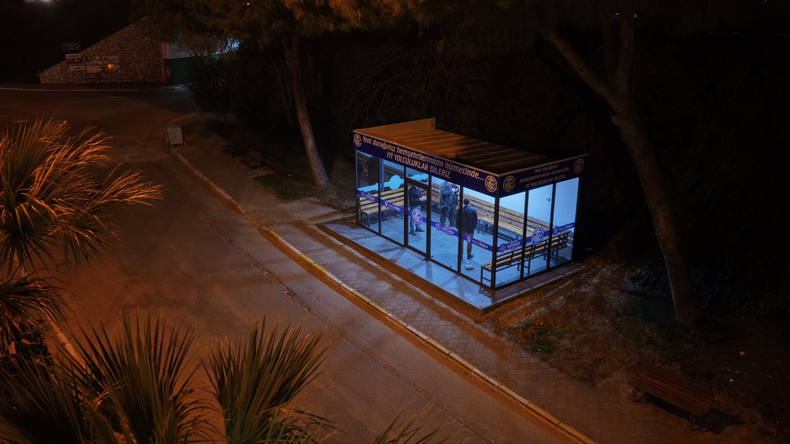 Salihli’de Kapalı Durak Hizmete Açıldı (2)