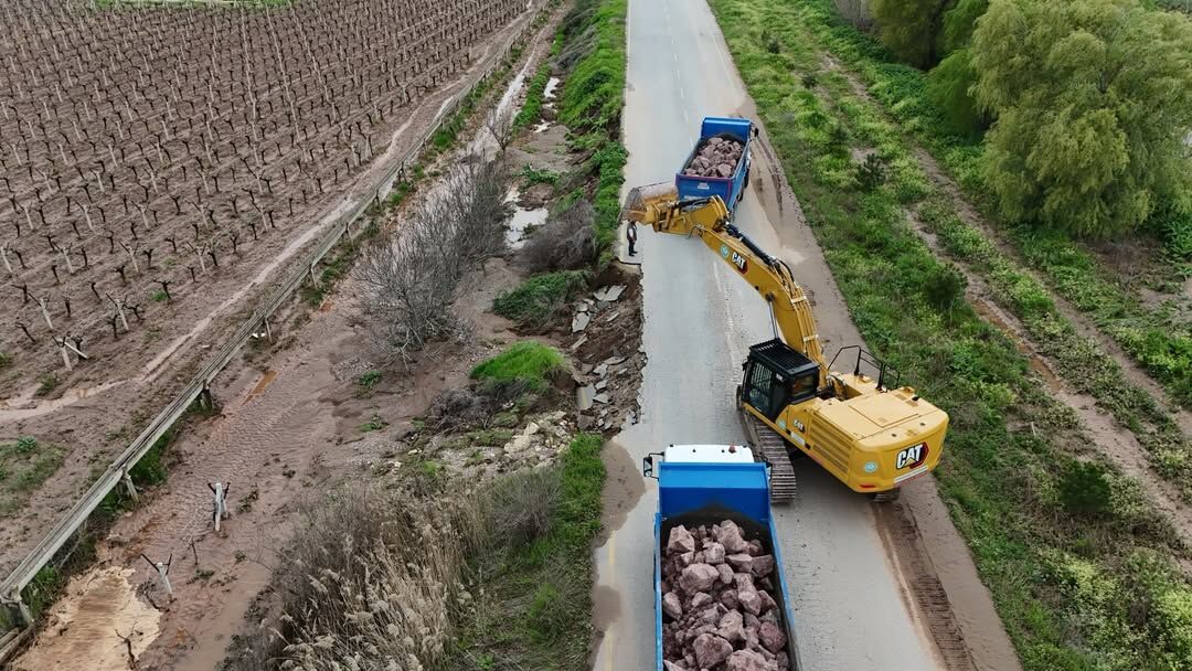 Bölgemizde Yaşanan Yoğun Yağışlar Sonrası Regülatör Yolunda Meydana Gelen Asfalt Çökmelerine, Ma (2)