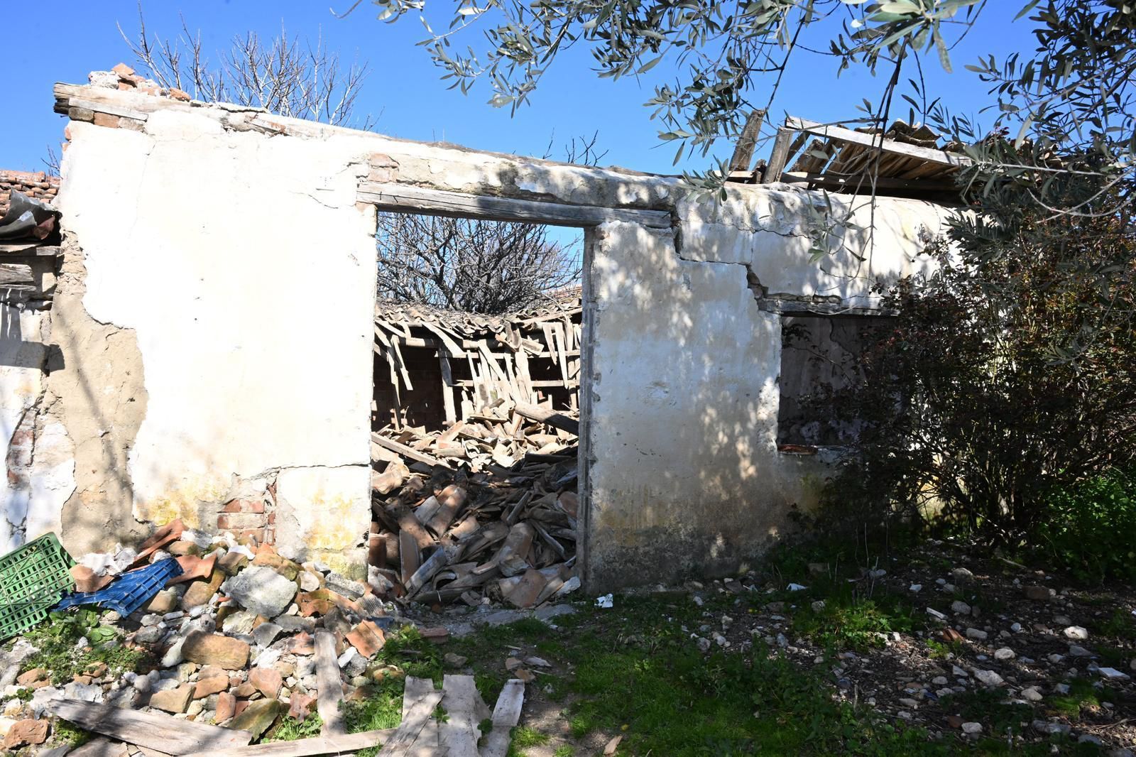 Manisa Büyükşehir’den Mağdur Aileye Yeni Yaşam Alanı (10)