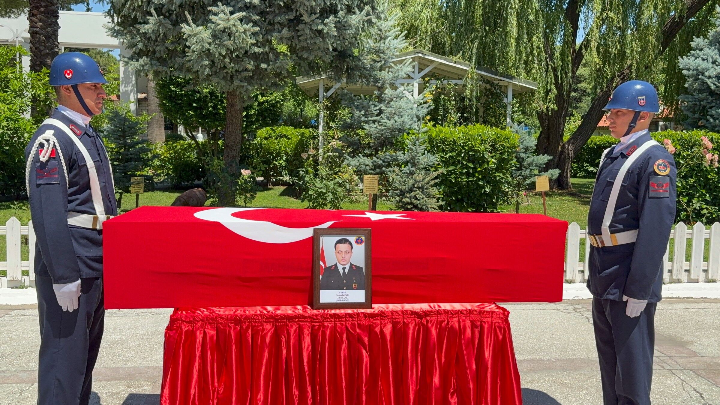 Motosiklet kazasında hayatını kaybeden uzman çavuşa son görev