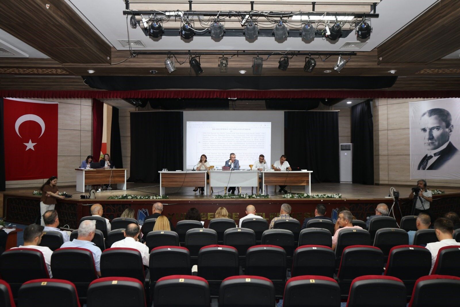 Yunusemre'de parkın ismi değişti