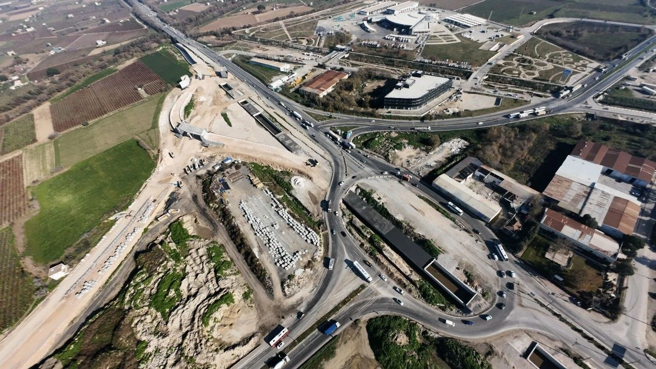 Gediz Köprülü Kavşağı-1