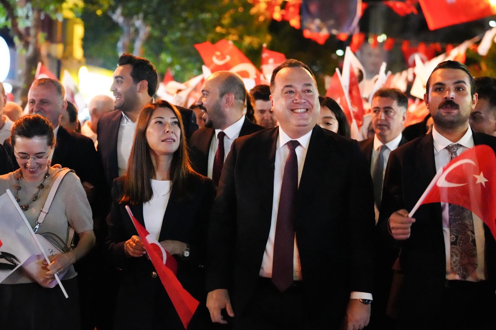 Zafer Bayramı Coşkusu Manisa’yı Sardı Fener Alayının Ardından Hadise Rüzgarı Esti (14)